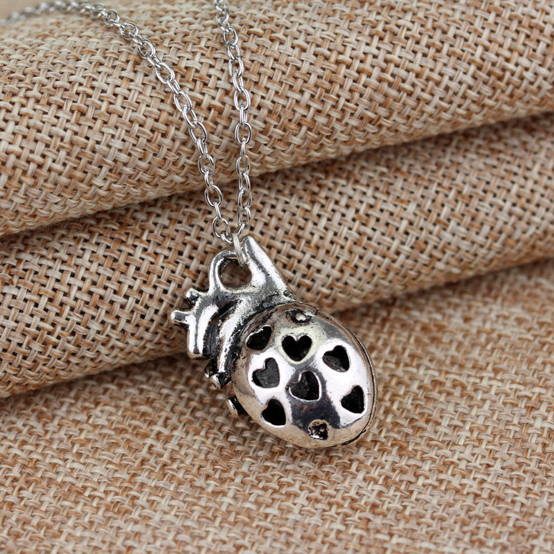 Anatomical Heart Pendant Necklace - Vintage Punk Style Hollow Design