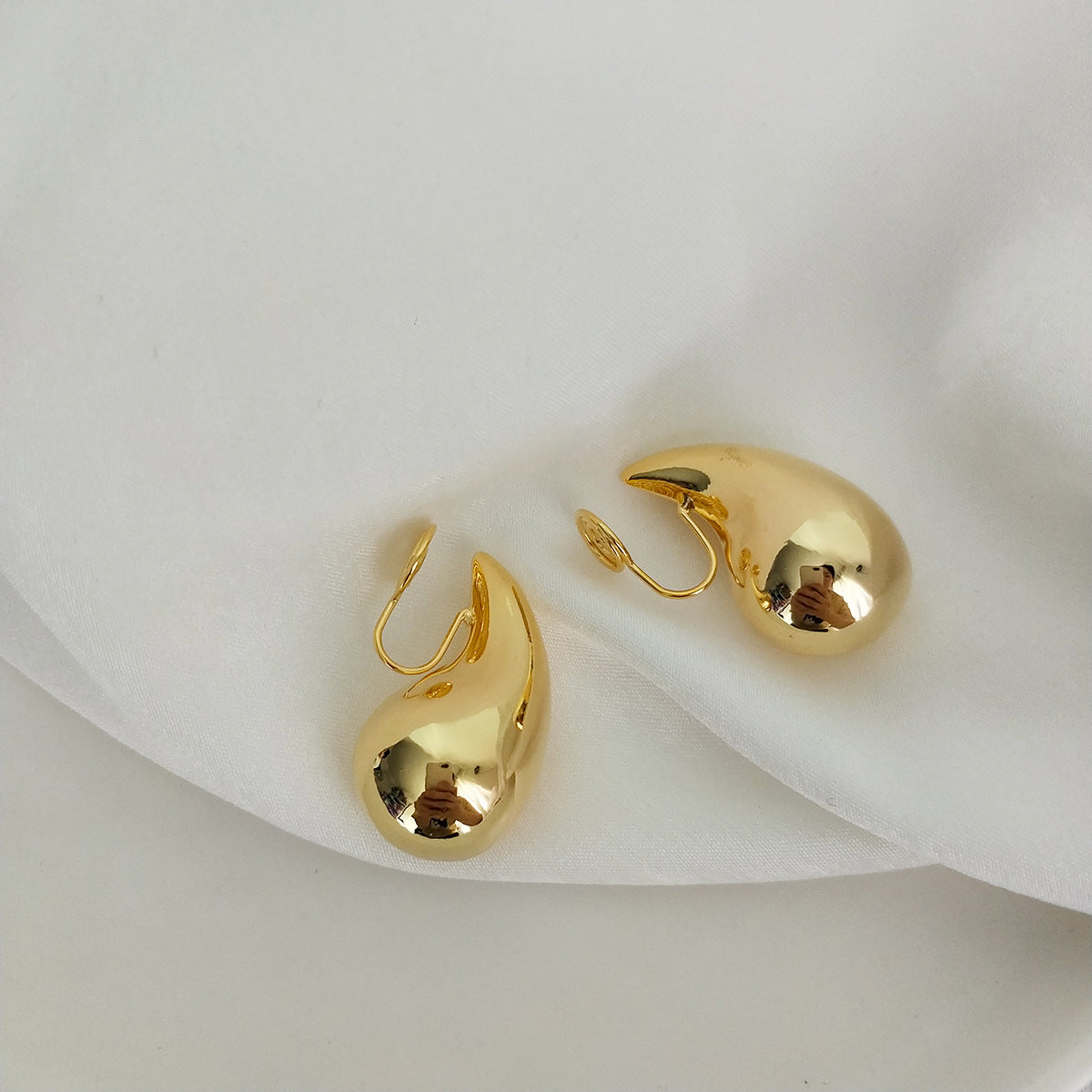 1 Pair Minimalist Water Drop 18k Gold Plated Stainless Steel Clip-On Earrings