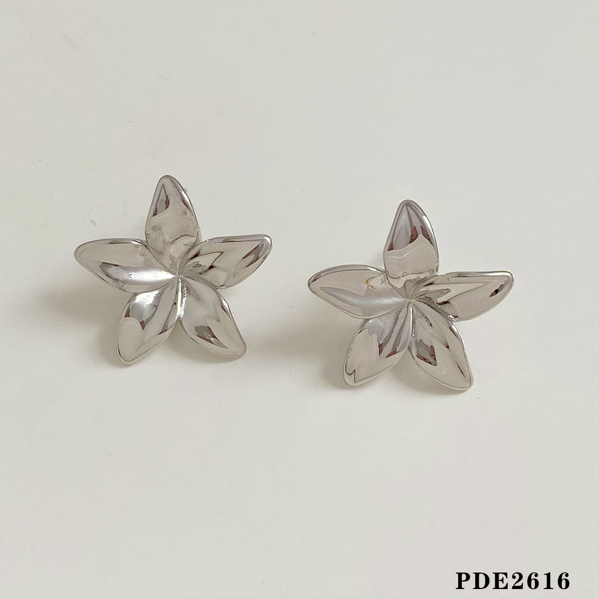 1 Pair Modern Leaf Flower Design 16K Gold & White Gold Plated Stainless Steel Earrings