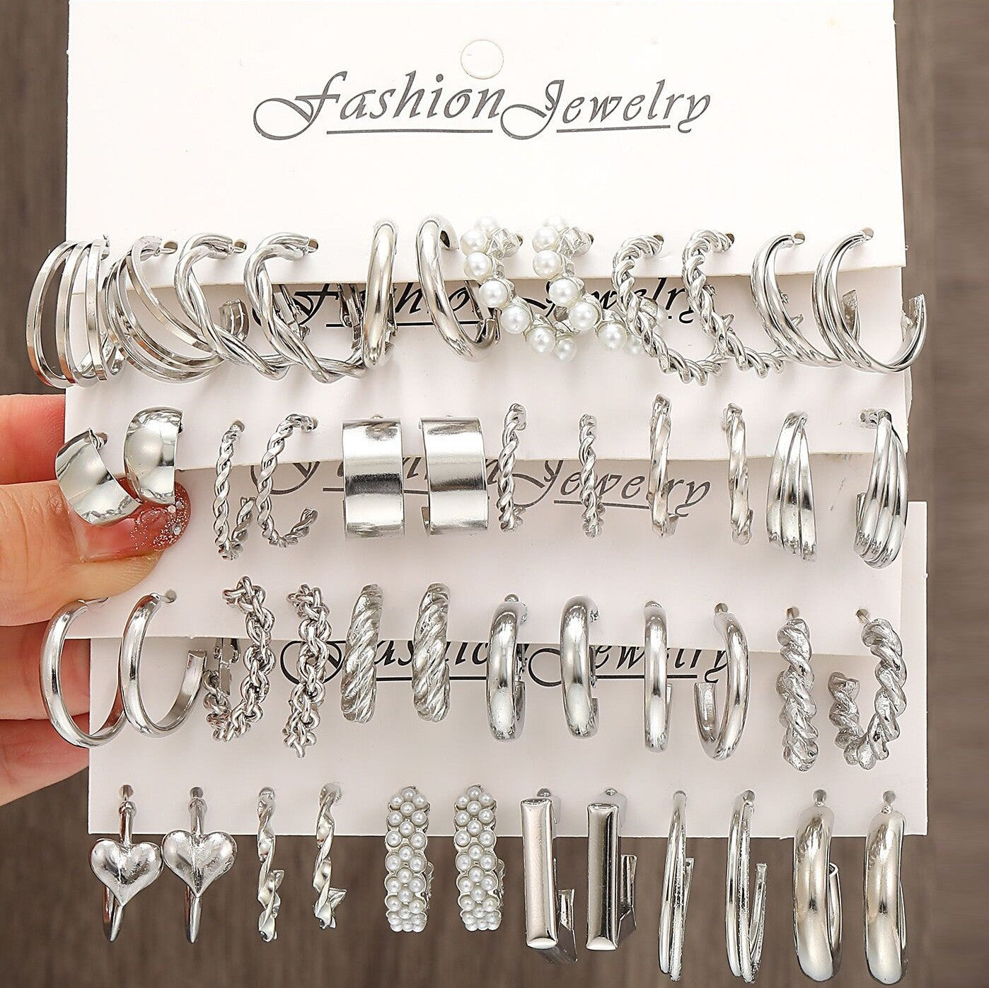 6 Pairs Minimalist Gold and Silver Plated Chain Hoop Earrings with Artificial Pearls for Women