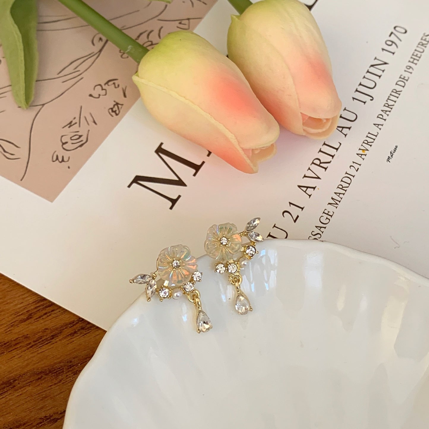 Sweet Magnolia Pearl Zircon Alloy Earrings with S925 Silver Needle