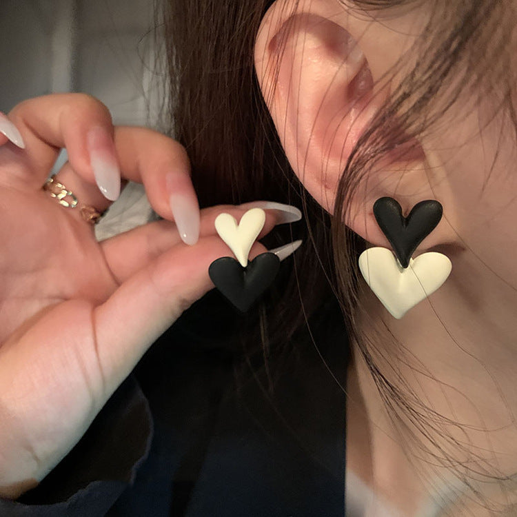 Fashion Asymmetric Heart Geometric Alloy Stud Earrings for Women
