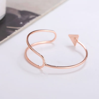 Simple Geometric Triangle Arrow Open Cuff Bracelet for Women