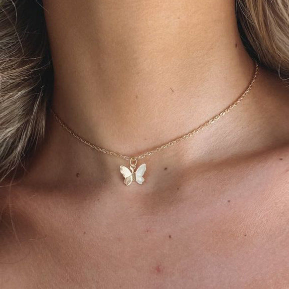 Artificial Pearl Butterfly Pendant Layered Necklace