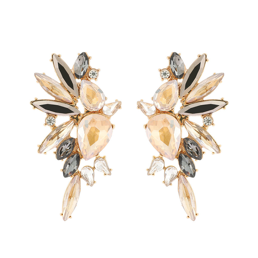 Retro Luxurious Rhinestone Wing Stud Earrings
