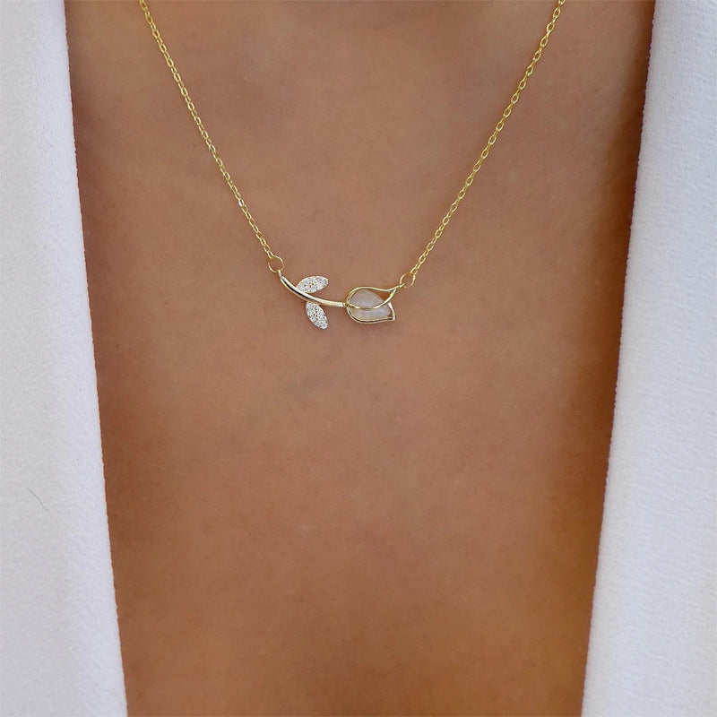 Simple Fashion Double-Layer Alloy Star and Moon Pendant Necklace