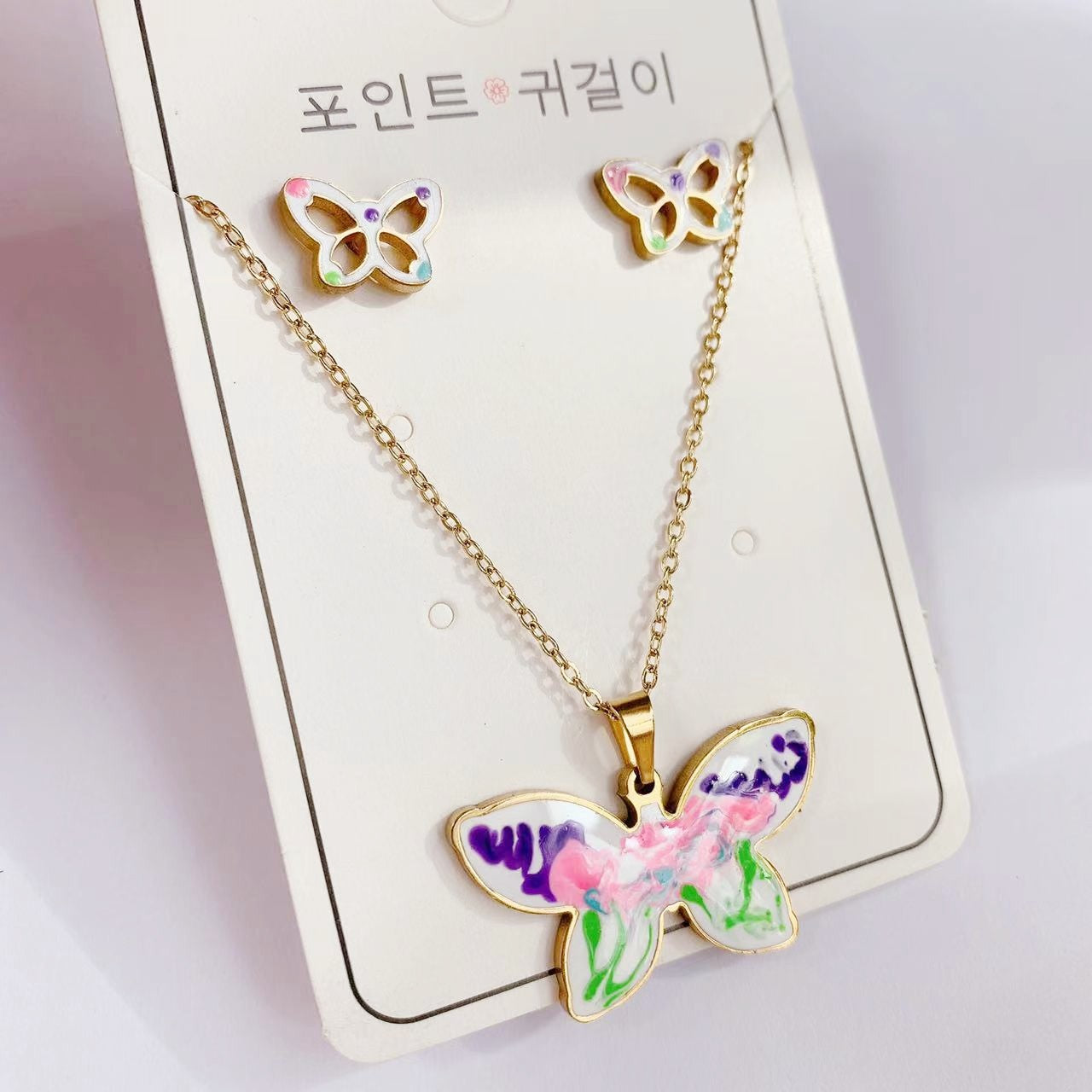 Sweet Cartoon Titanium Steel Necklace and Earrings Set - Fashionable and Versatile Jewelry