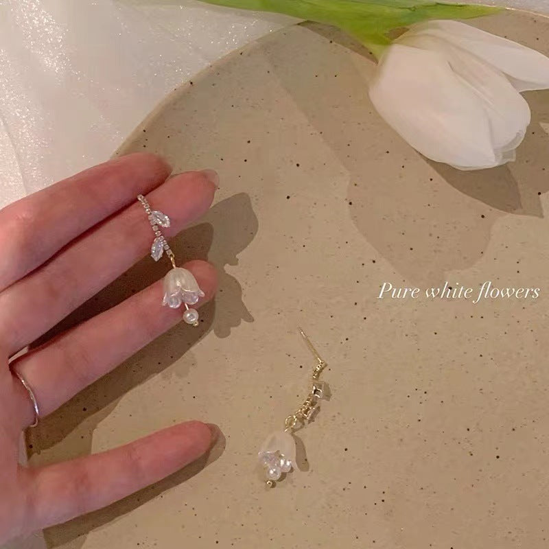 Elegant Bow Knot Shell & Rhinestone Flower Butterfly Women's Earrings - 1 Pair