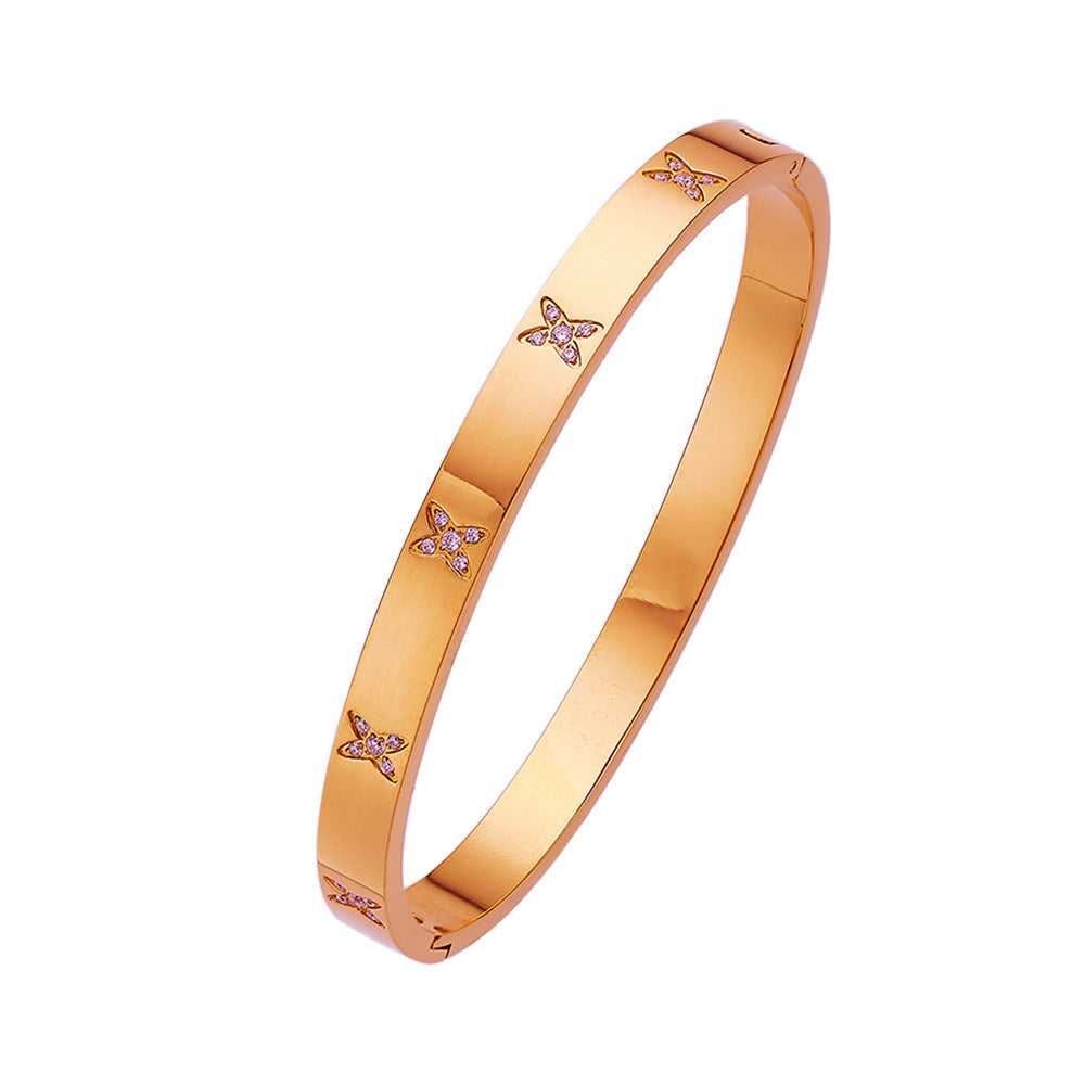 Simple Heart Shape Diamond Gold-Plated Titanium Steel Bangle Bracelet