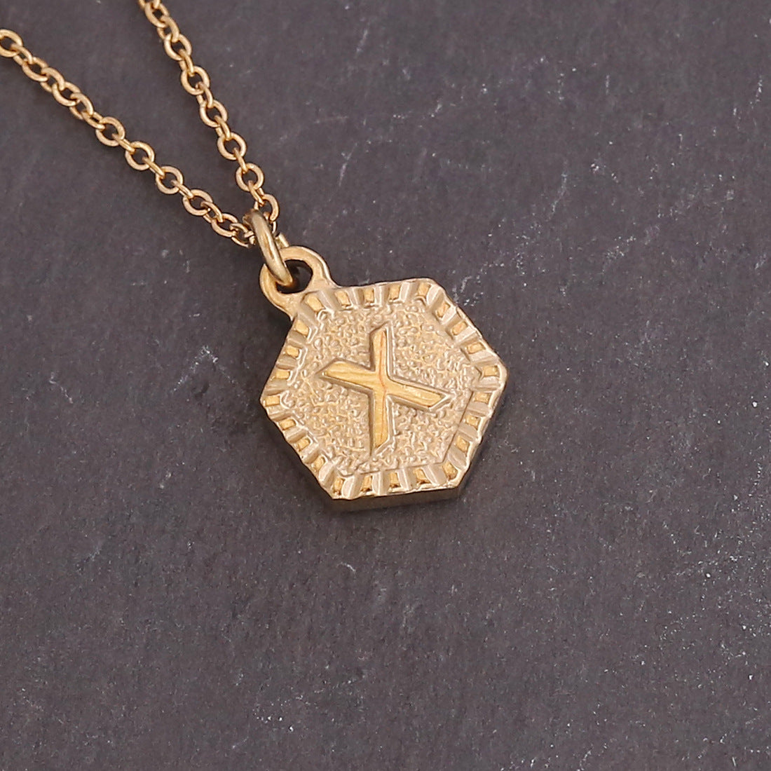Personalized Stainless Steel 26 Letter Necklace Simple Clavicle Chain