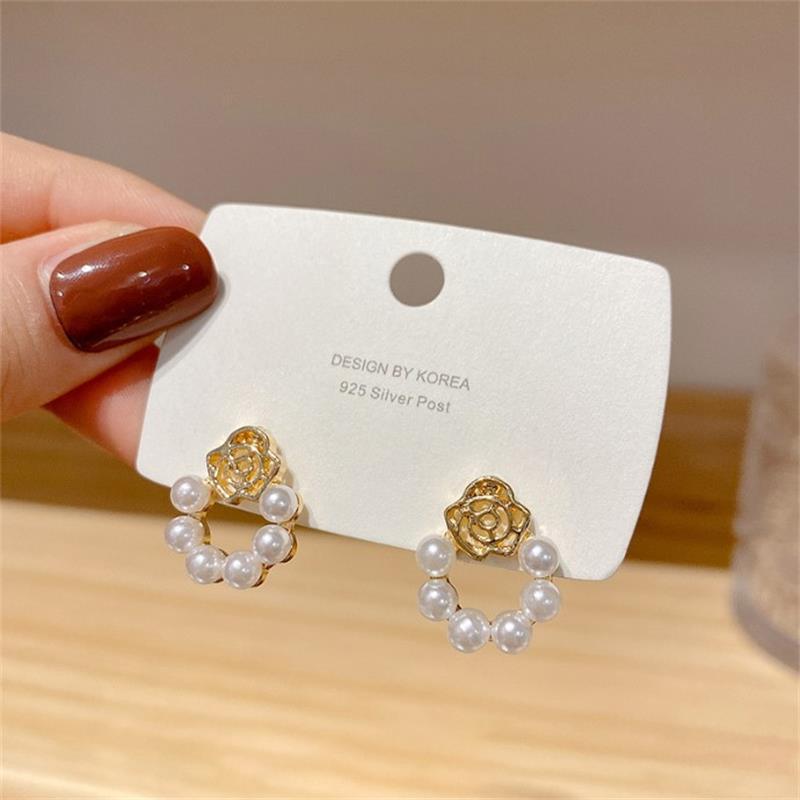 Elegant Bow Knot Shell & Rhinestone Flower Butterfly Women's Earrings - 1 Pair