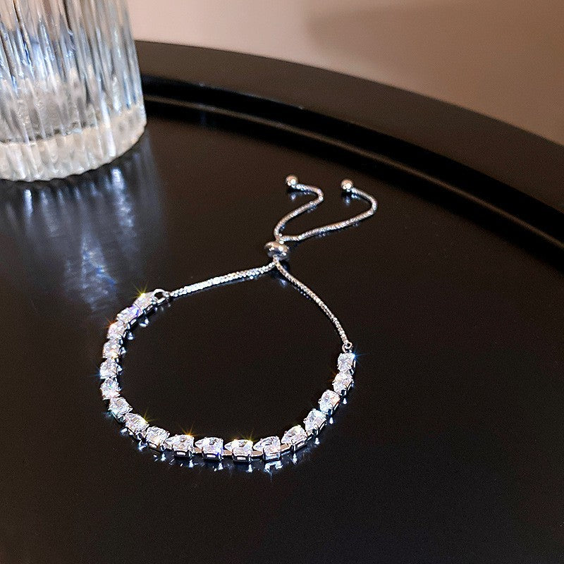 Fashion Geometric Zircon Alloy Bracelet for Women