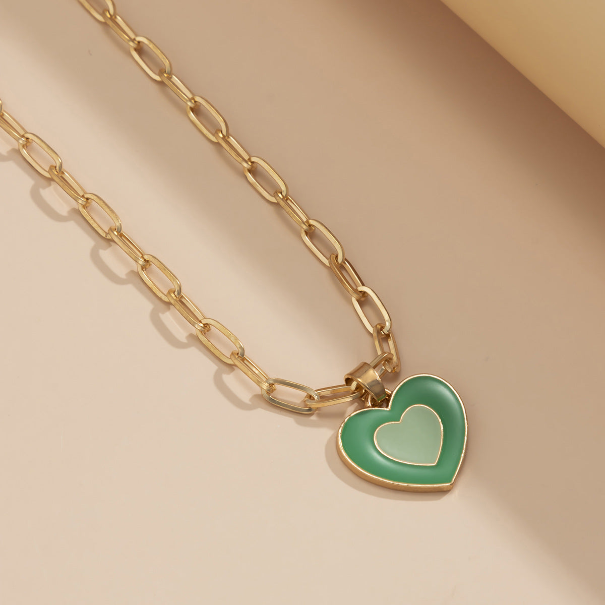 Retro Geometric Heart Pendant Necklace