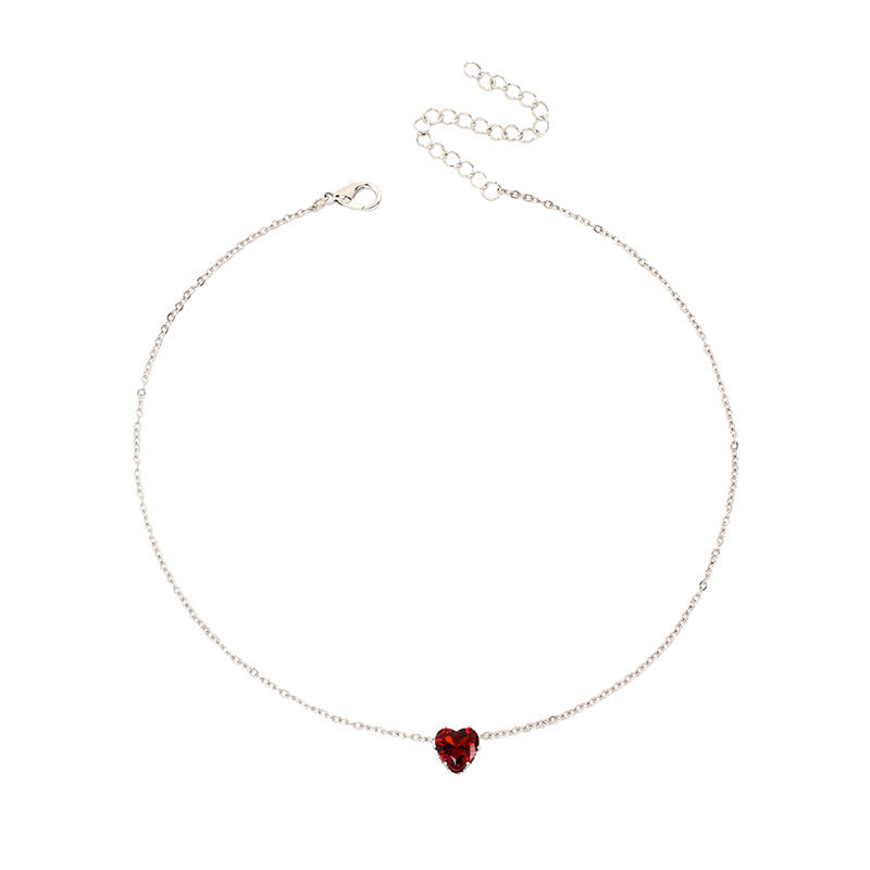 Heart-shaped Geometric Zircon Pendant Necklace - Fashionable Minimalist Design Choker