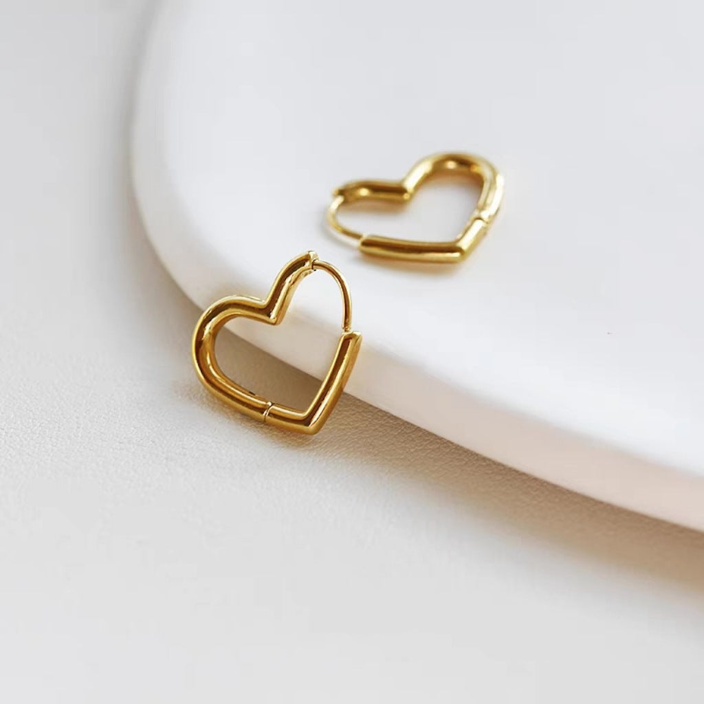 18K Gold Plated Heart-Shaped Minimalist Earrings