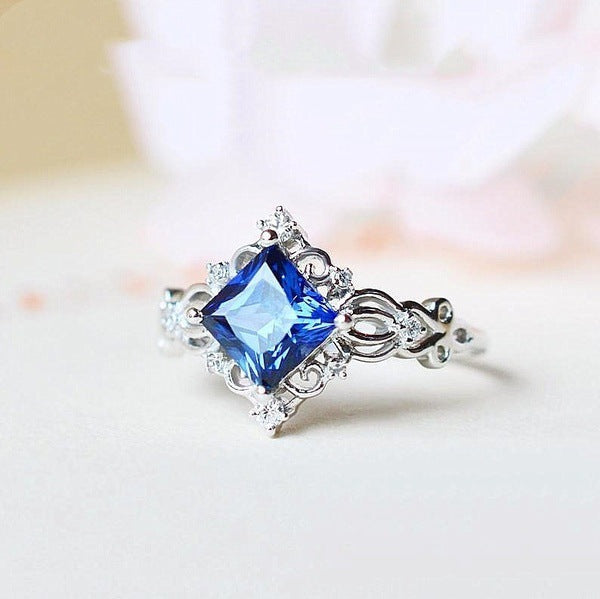 Fashion Geometric Rhombus Silver Ring with Sapphire Inlay for Women