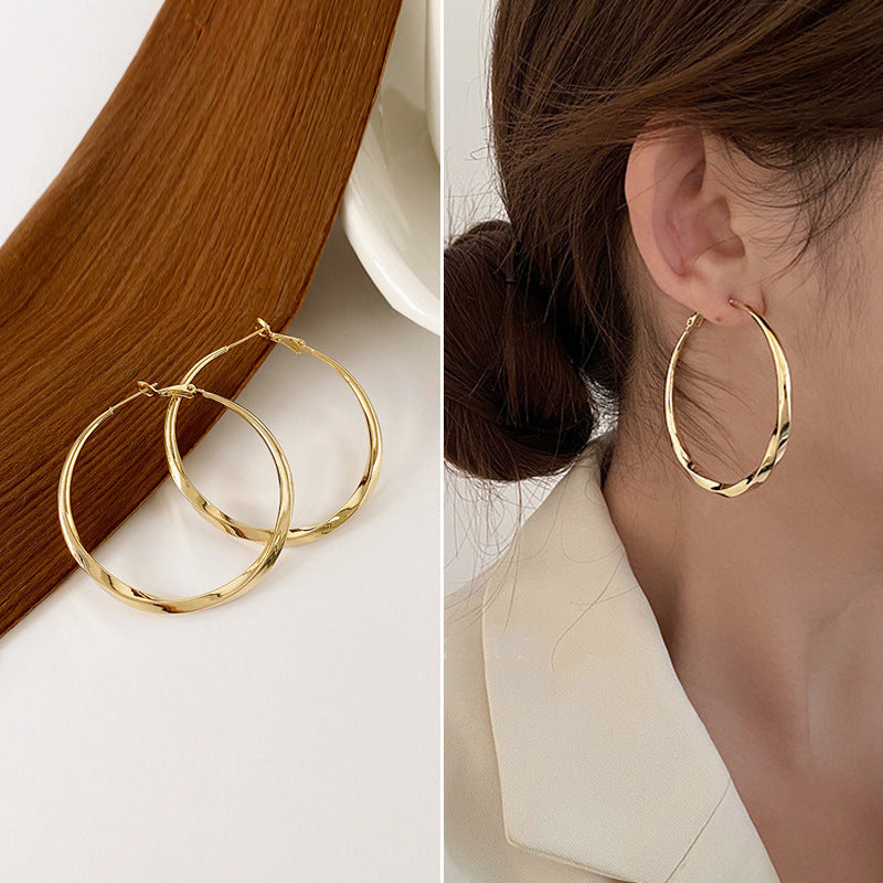 Retro Geometric Alloy Plated Earrings with 925 Silver Needle