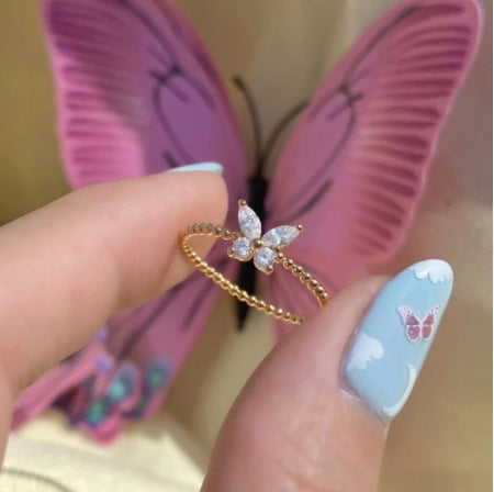 18K Gold Plated Bear and Heart Zircon Ring - Fashionable Minimalist Jewelry
