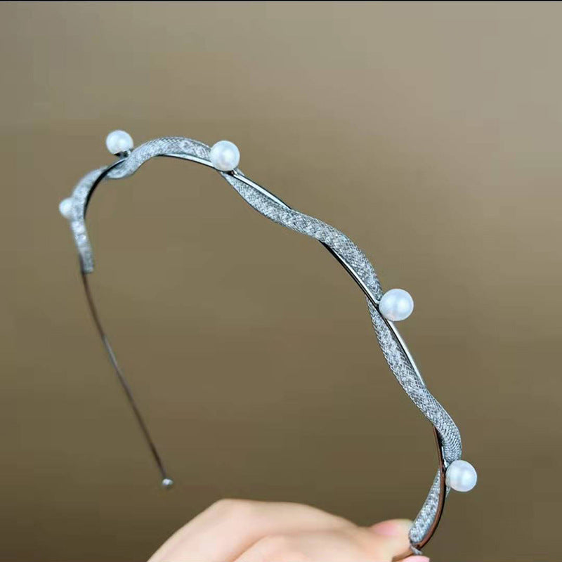 Women's Elegant Pearl and Rhinestone Hair Band