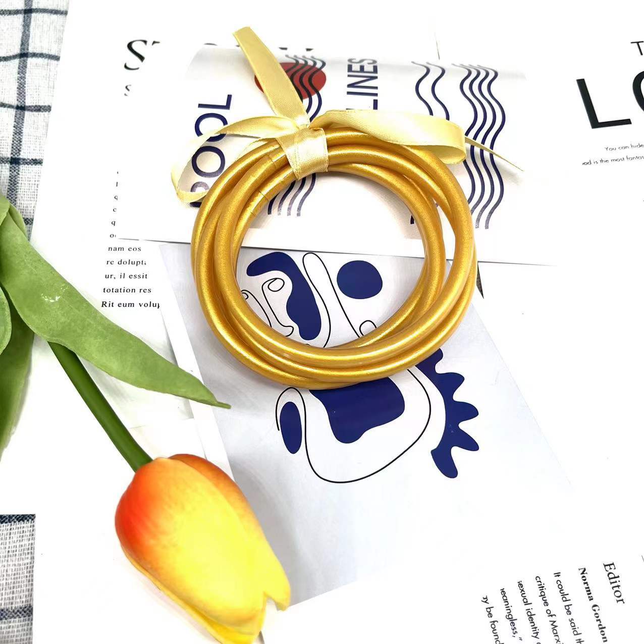 Retro Unisex Silica Gel Bangle with Gold Foil Layers