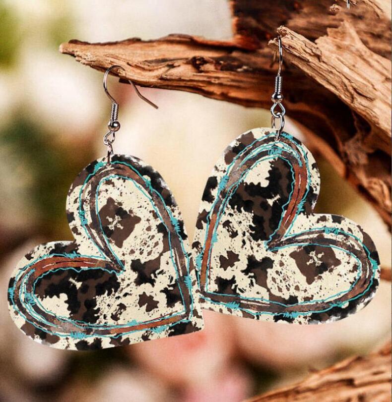Fashion Heart-Shaped Double-Sided Leopard Print PU Leather Earrings