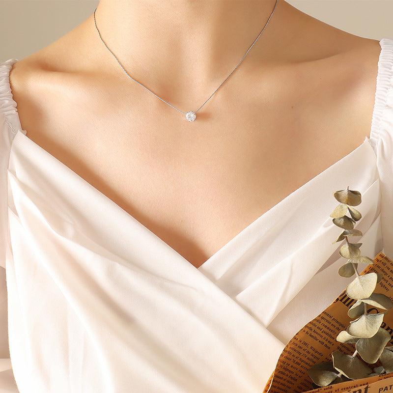 Fashion Geometric Titanium Steel Necklace with Zircon Pendant for Women