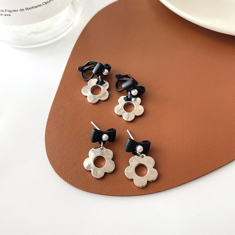 Retro Flower Bow Knot Stud Earrings with S925 Silver Needle