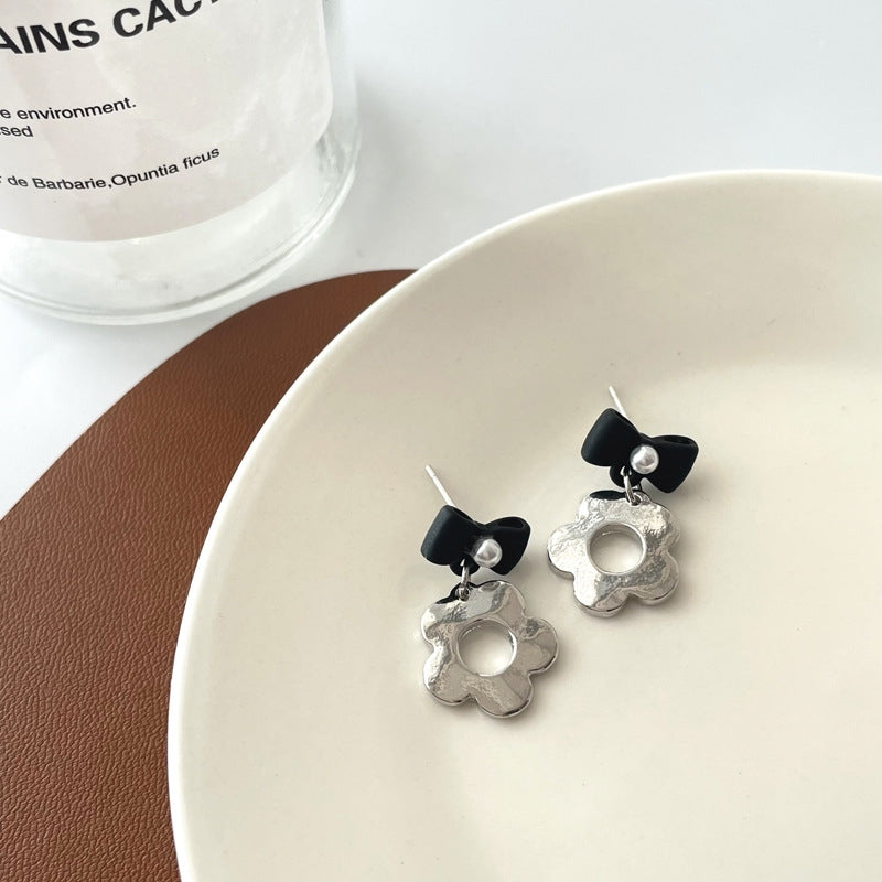 Retro Flower Bow Knot Stud Earrings with S925 Silver Needle