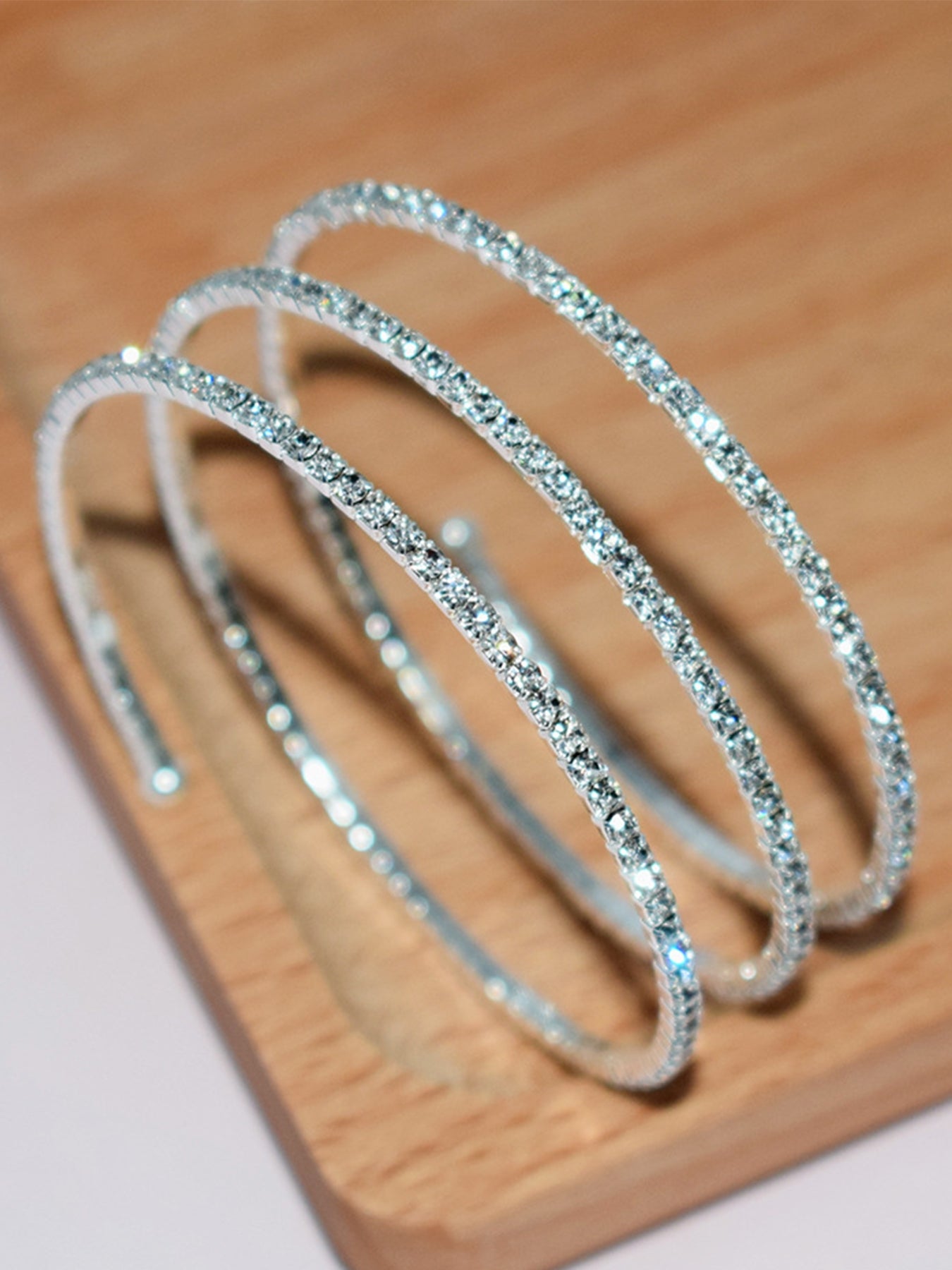 Simple Classic Circle Alloy Bangle with Elastic Triple Row Design