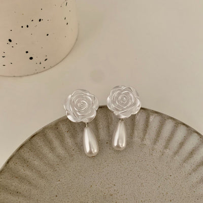 Simple Style Vintage Pearl Flower Women's Earrings