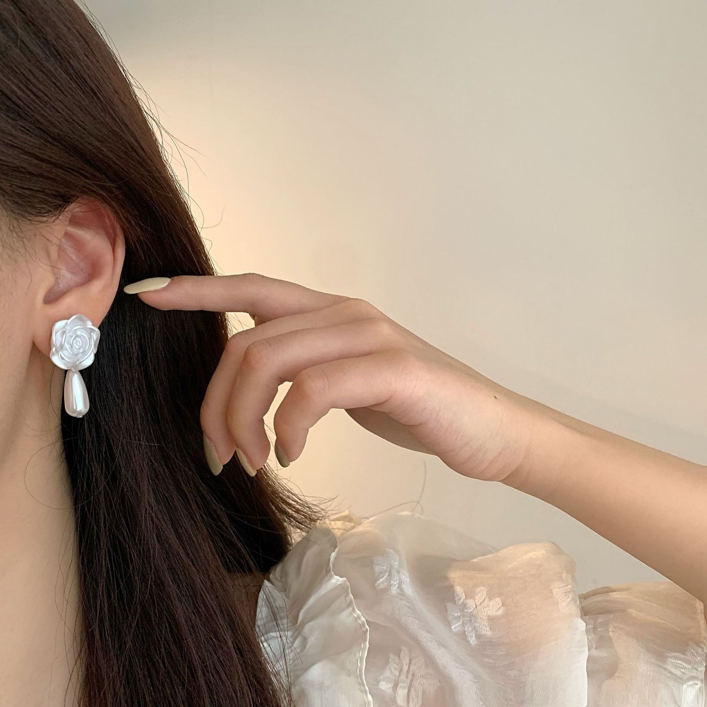 Simple Style Vintage Pearl Flower Women's Earrings