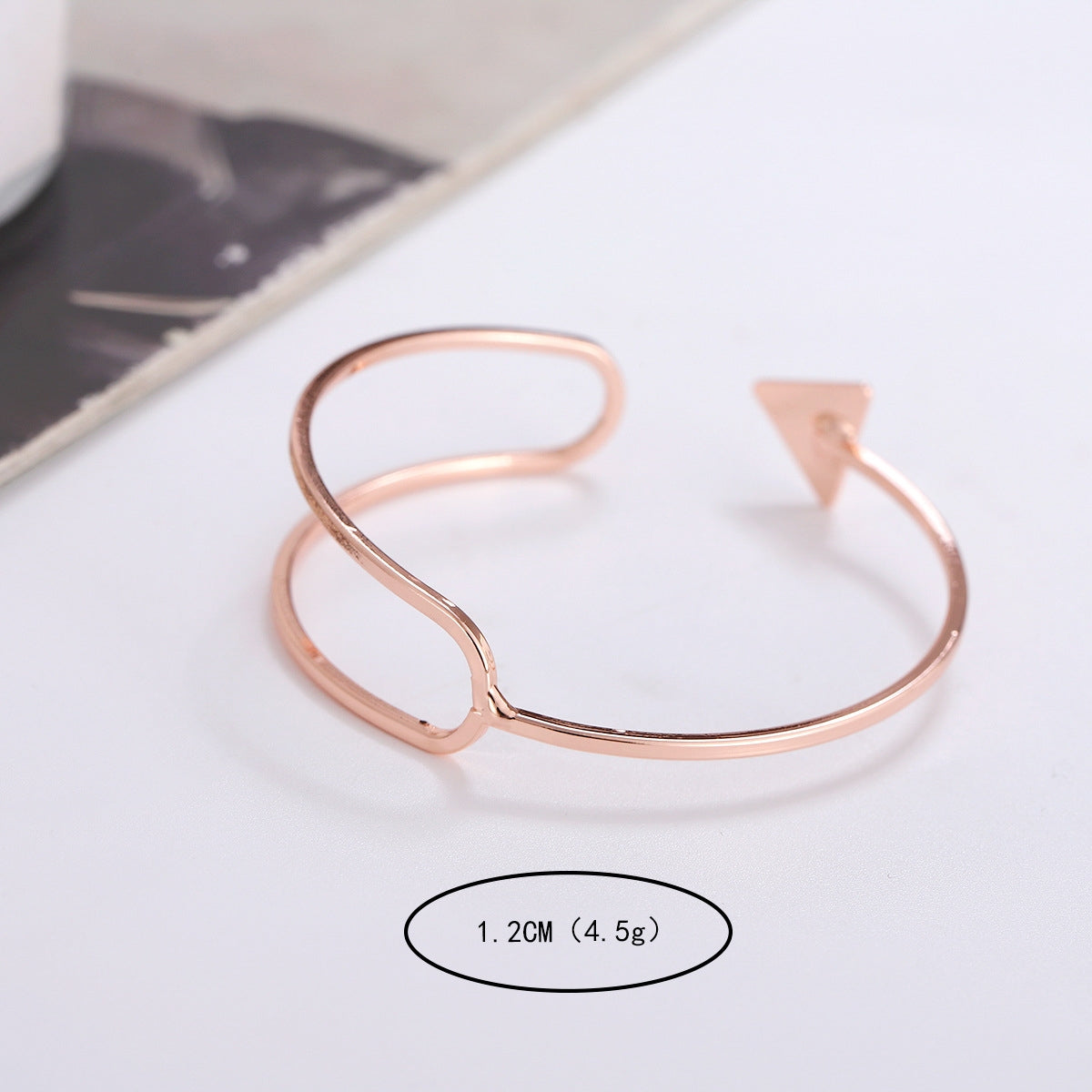 Simple Geometric Triangle Arrow Open Cuff Bracelet for Women