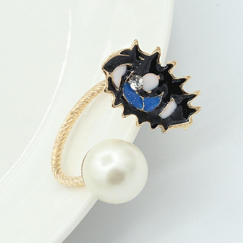 Vintage Pearl Gem Eye and Lip Open Ring