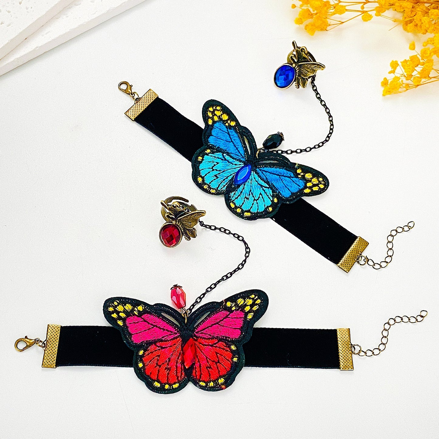 Vintage Butterfly Chain Bracelet - Retro Fashion Hand Ornament