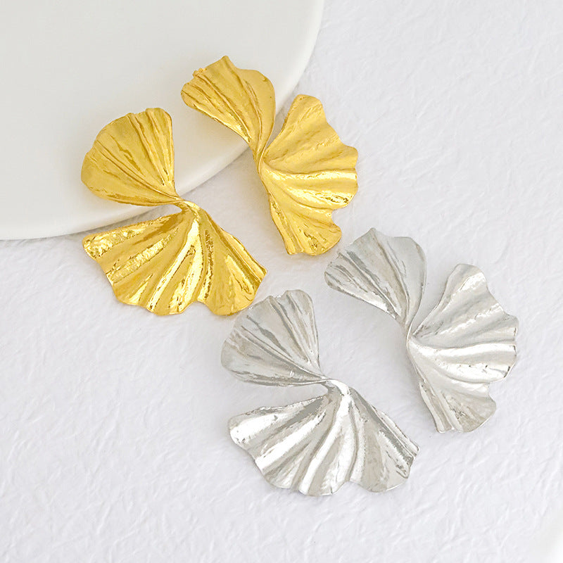 Elegant Irregular Gold Plated Alloy Drop Earrings