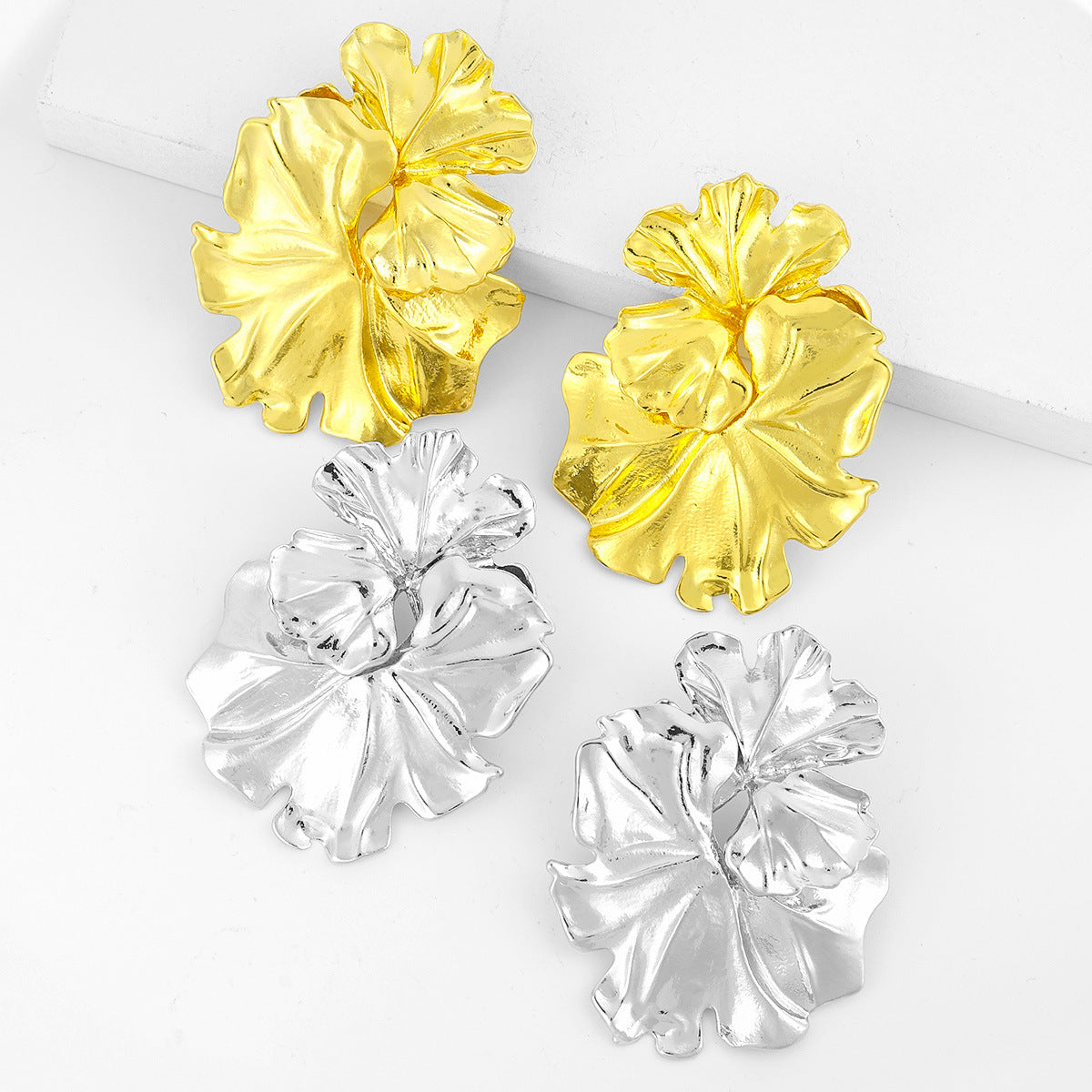 Elegant Irregular Gold Plated Alloy Drop Earrings