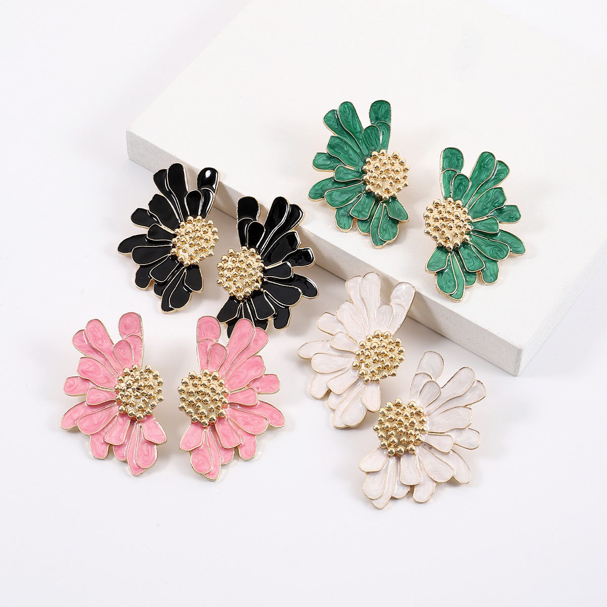 1 Pair Vintage Enamel Flower Petal Stud Earrings for Women