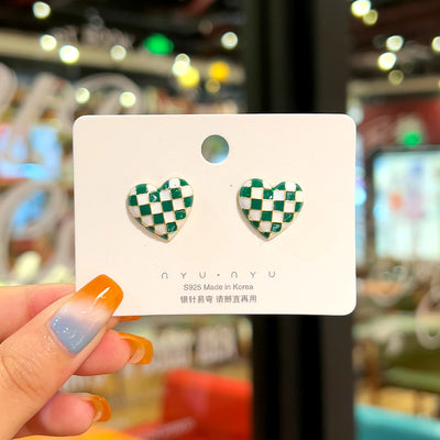 1 Pair Geometric Alloy Varnish Artificial Pearl & 925 Silver Needle Green Plaid Heart Stud Earrings