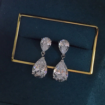 1 Pair Elegant Water Droplet Sterling Silver High Carbon Diamond Drop Earrings