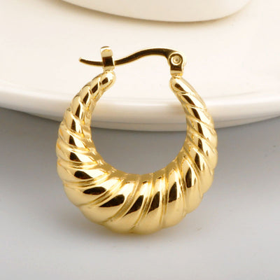 1 Pair Minimalist Crescent Hoop Earrings in 18K Gold Plated Titanium Steel