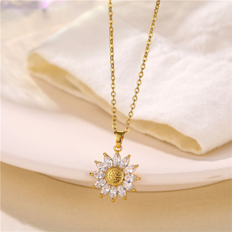 Fashion Sunflower Zircon Pendant Necklace - 18k Gold Plated Stainless Steel
