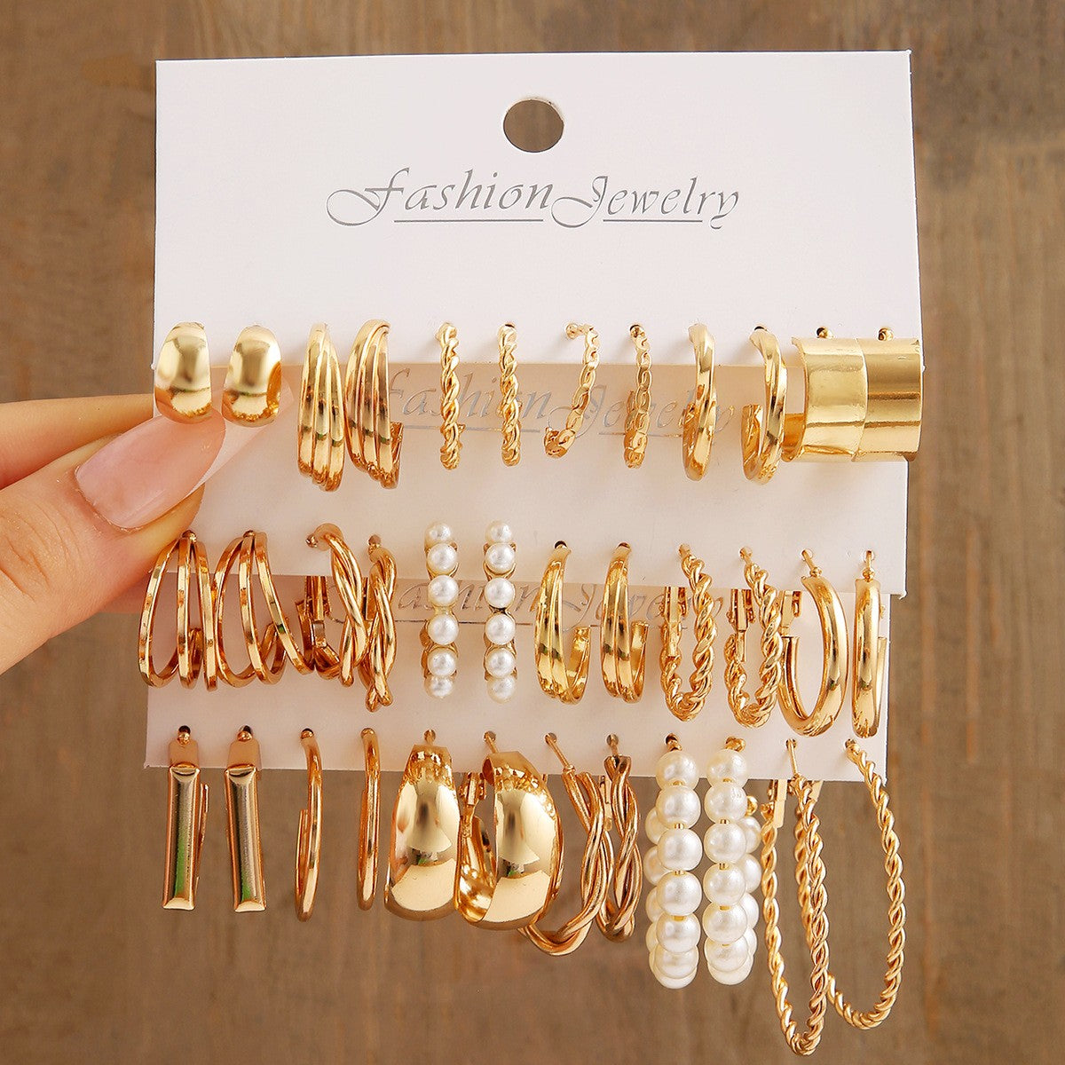 6 Pairs Minimalist Gold and Silver Plated Chain Hoop Earrings with Artificial Pearls for Women