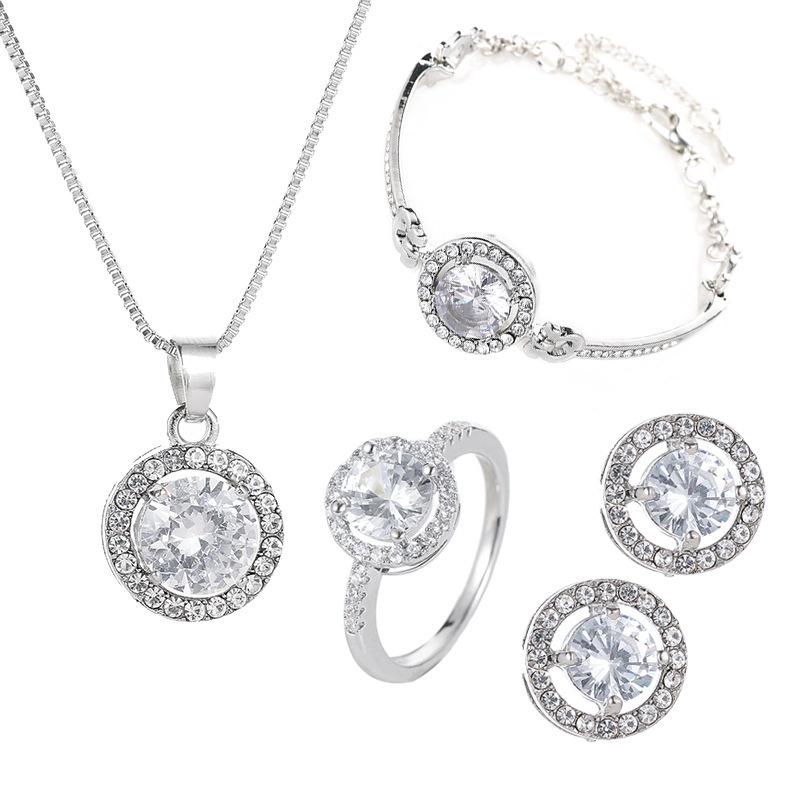 Elegant Minimalist Diamond-Embellished Ladies Bracelet