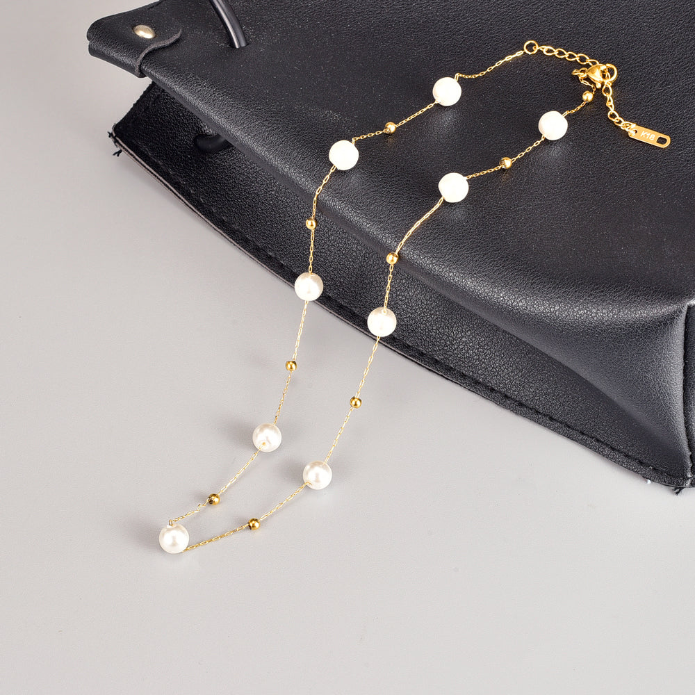 Elegant Geometric Stainless Steel Choker with Glass and Artificial Pearls