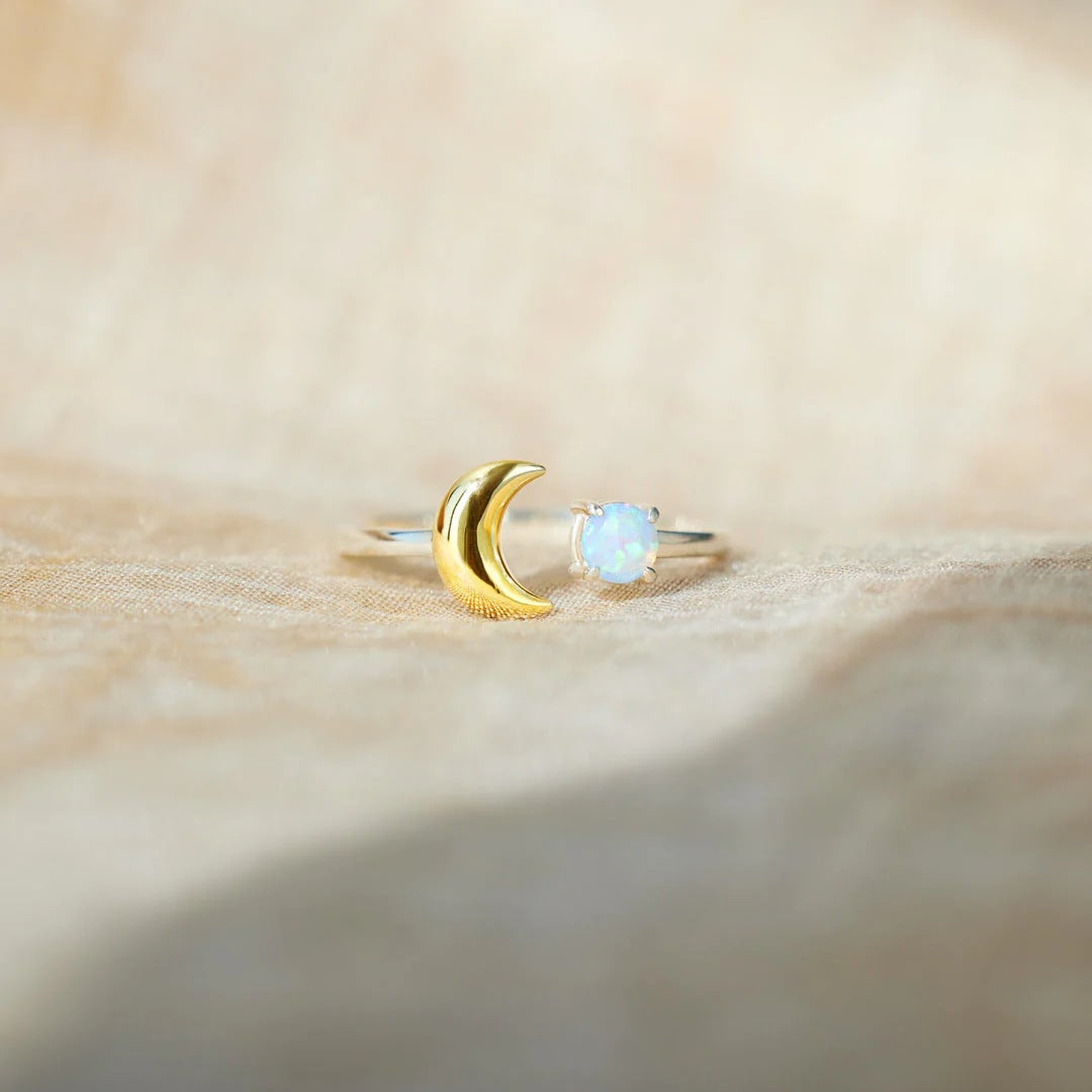 Elegant Moon and Star S925 Sterling Silver Open Ring with Inlay Gemstones