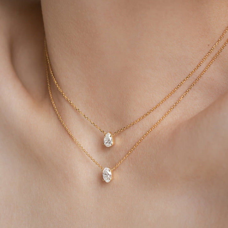 Elegant Water Droplet Titanium Steel Pendant Necklace with Artificial Rhinestones