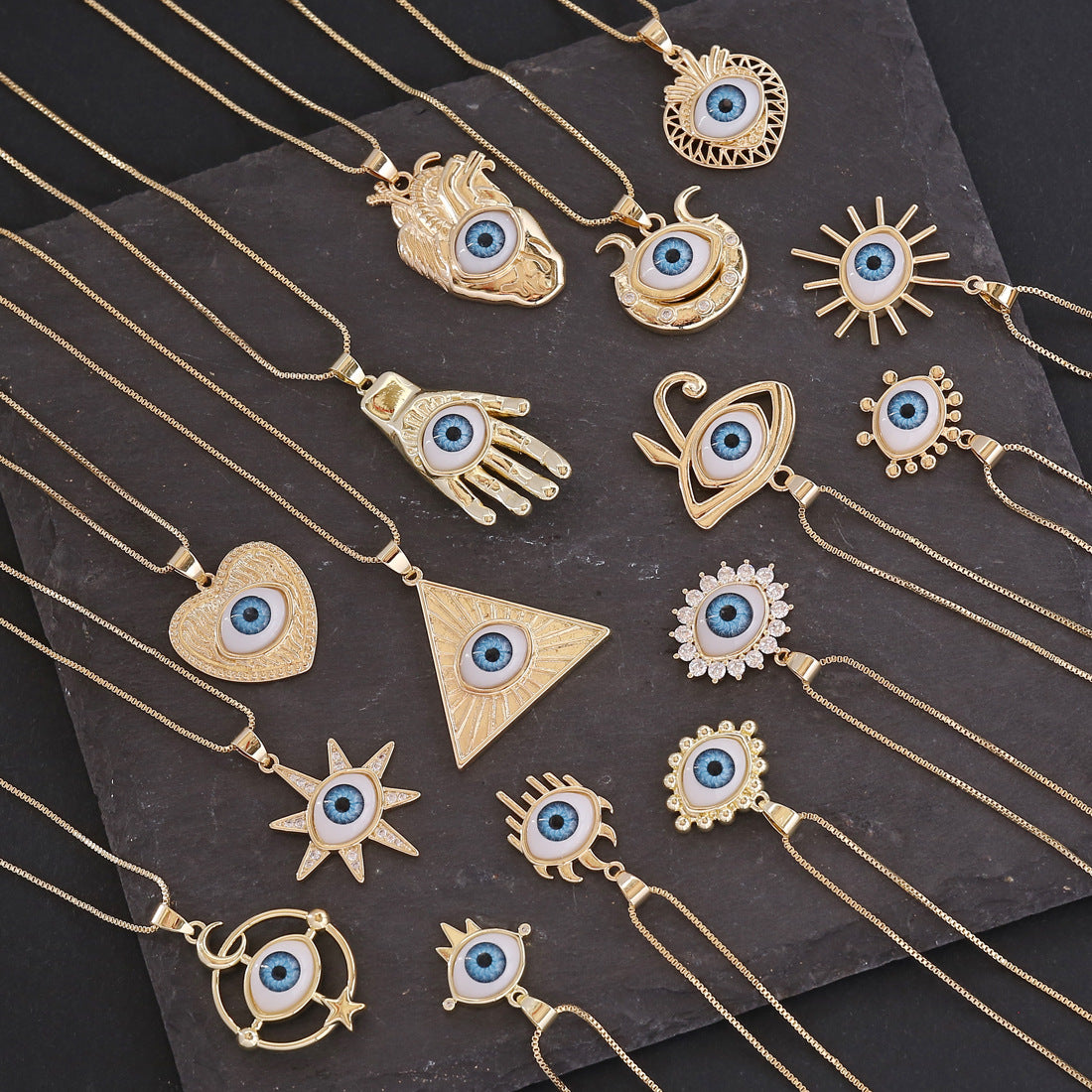 European American Palm Heart Evil Eye Pendant Necklace 18K Jewelry