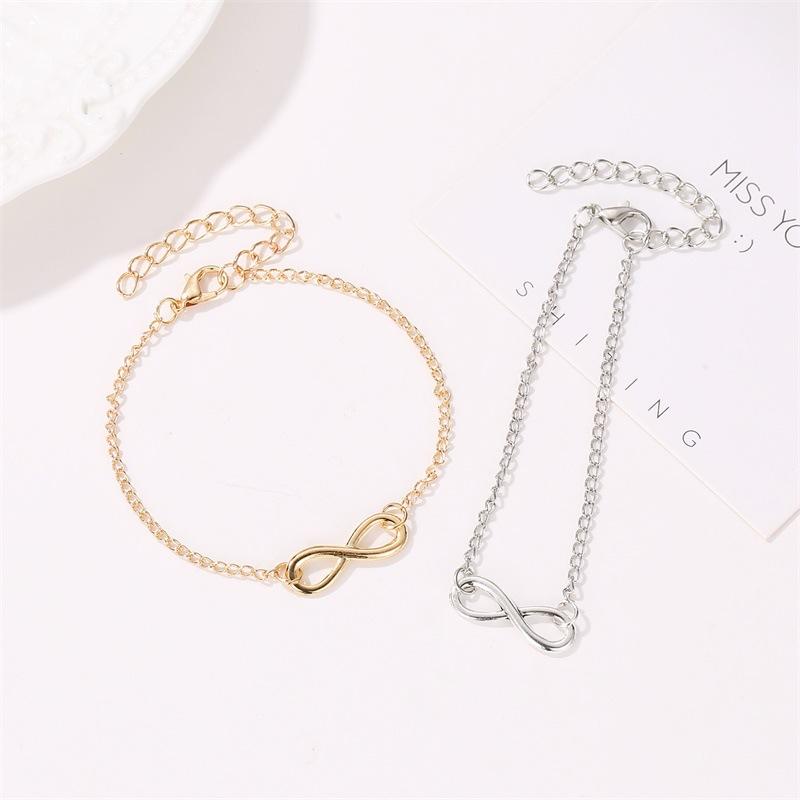European American Minimalist Number 8 Charm Bracelet