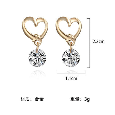 Elegant Heart-shaped Crystal Zircon Stud Earrings