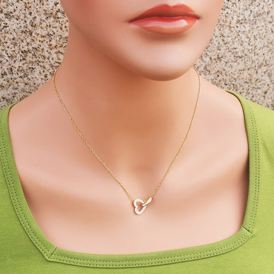 Fashion Vintage Butterfly Titanium Steel Shell Pendant Necklace